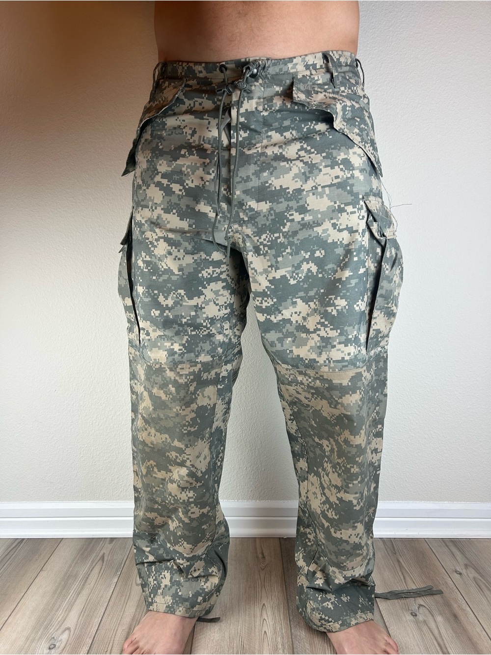 Military Cold Weather Trousers Medium Digital Camo Waterproof Cargo Pants